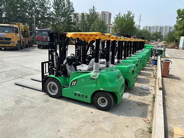 建筑工地吊車(chē)出租